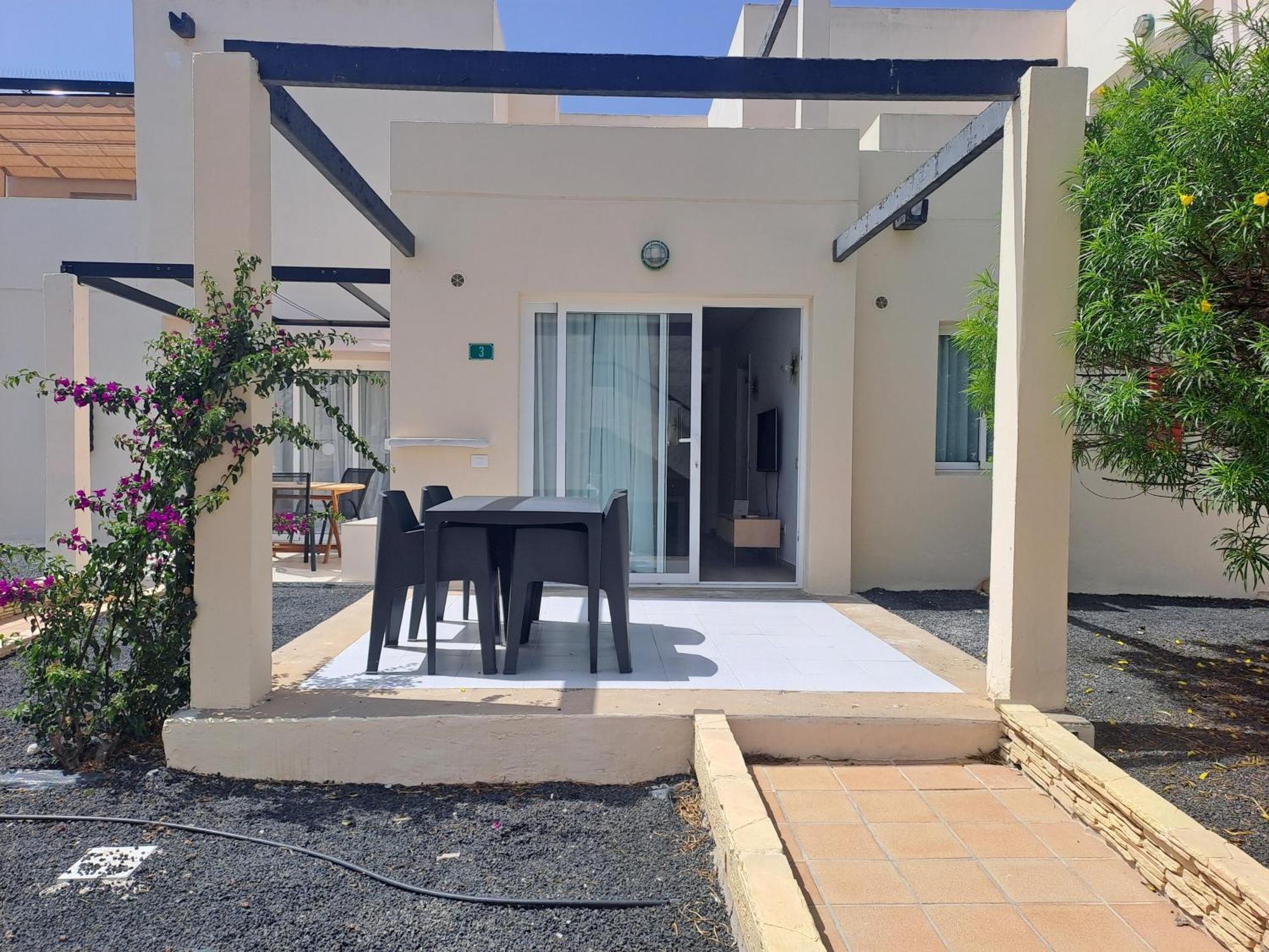 Homeforguest Apartamento Alisios 1 Con Piscina En Corralejo Exterior foto